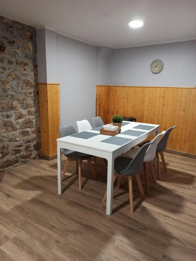 La Capilla Villa Cangas de Onis Ngoại thất bức ảnh